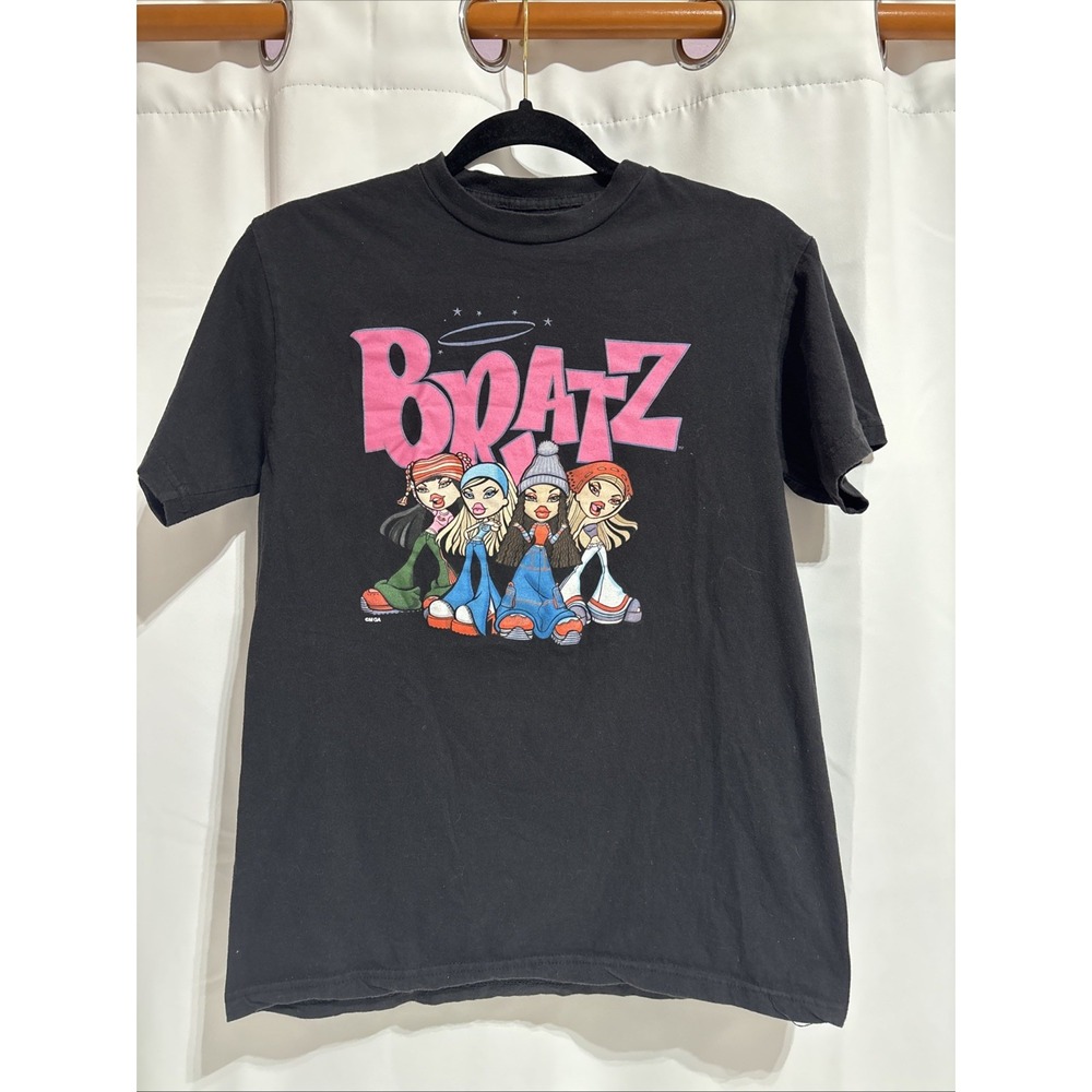 Bratz Women's Shirt Size S Black Short‎ Sleeve Mad Engine Graphic Tee Movie